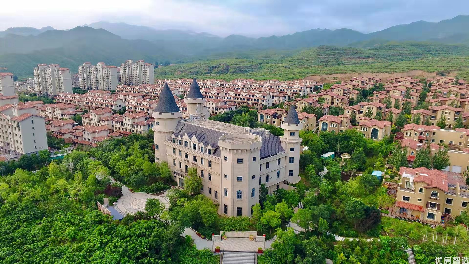 鸿威翡翠城